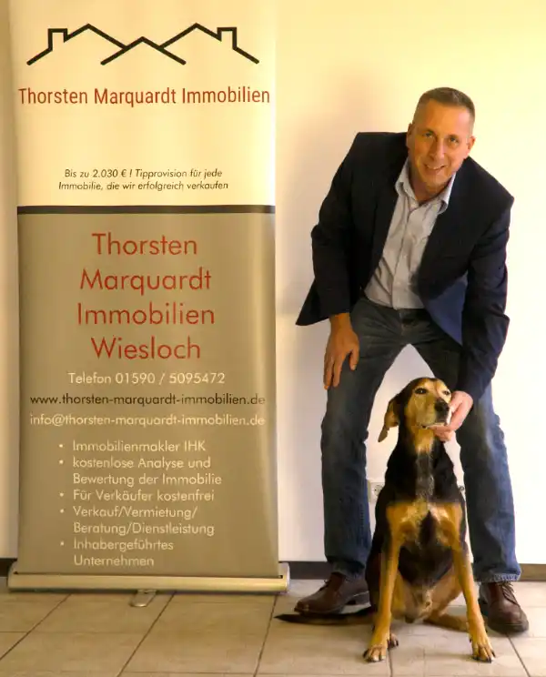 thorsten-marquardt-mit-hund-2 Thorsten Marquardt Immoblilien
